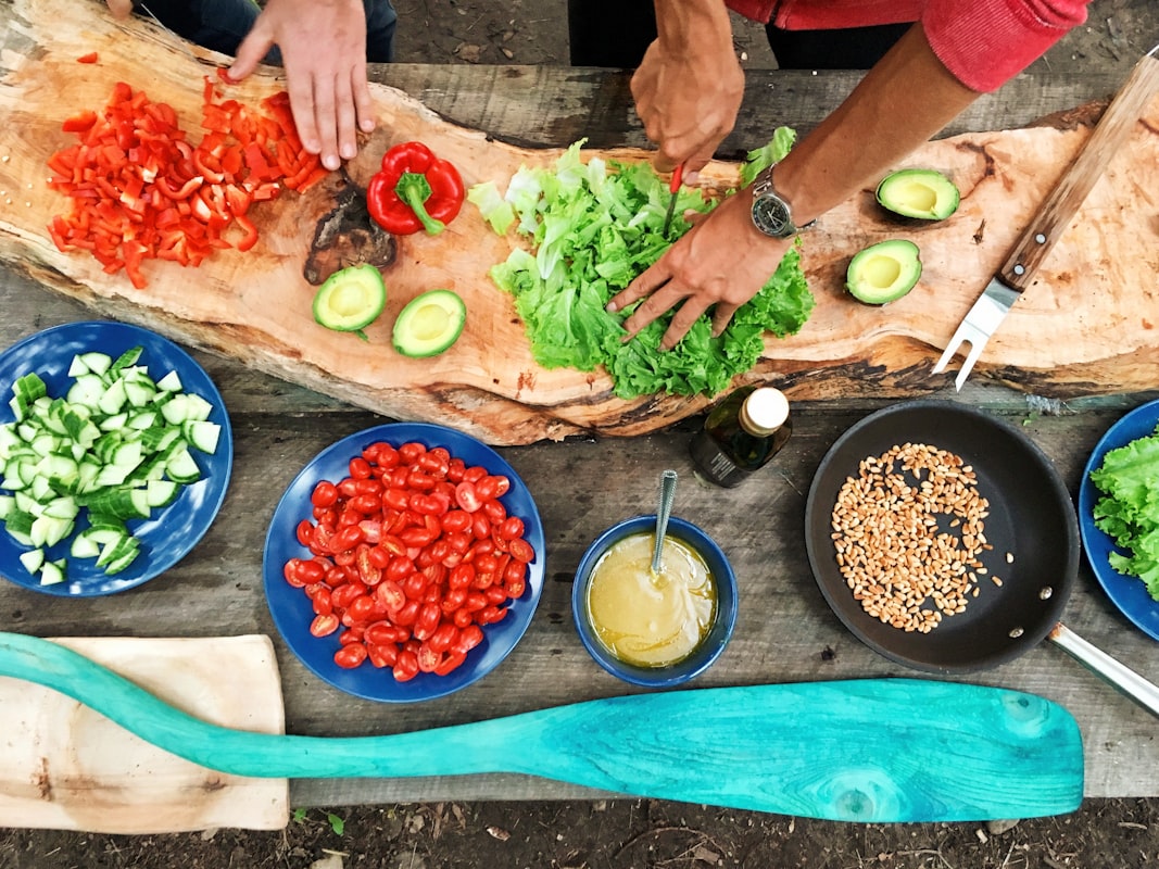 Ensalada de quinua con vegetales frescos